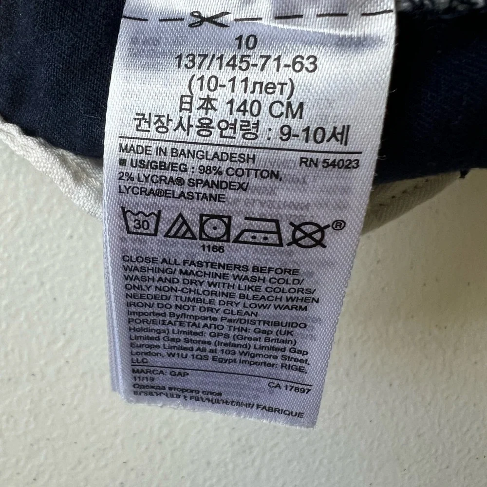 GAP boys' blue shorts, size 10